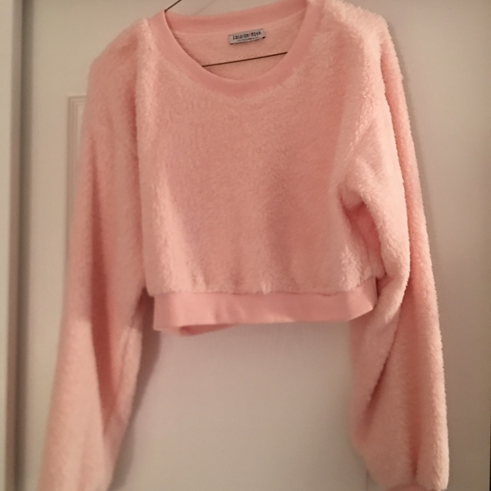 Long-Sleeve Fuzzy Crop-Top